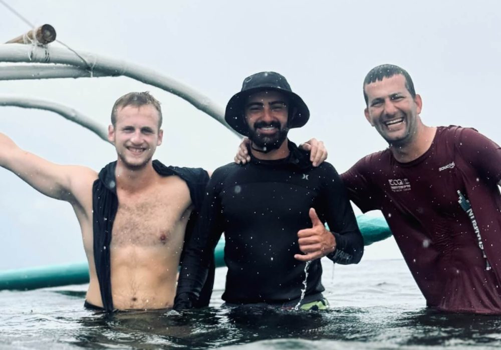 החזקים מתגלים בזכותכם (1)