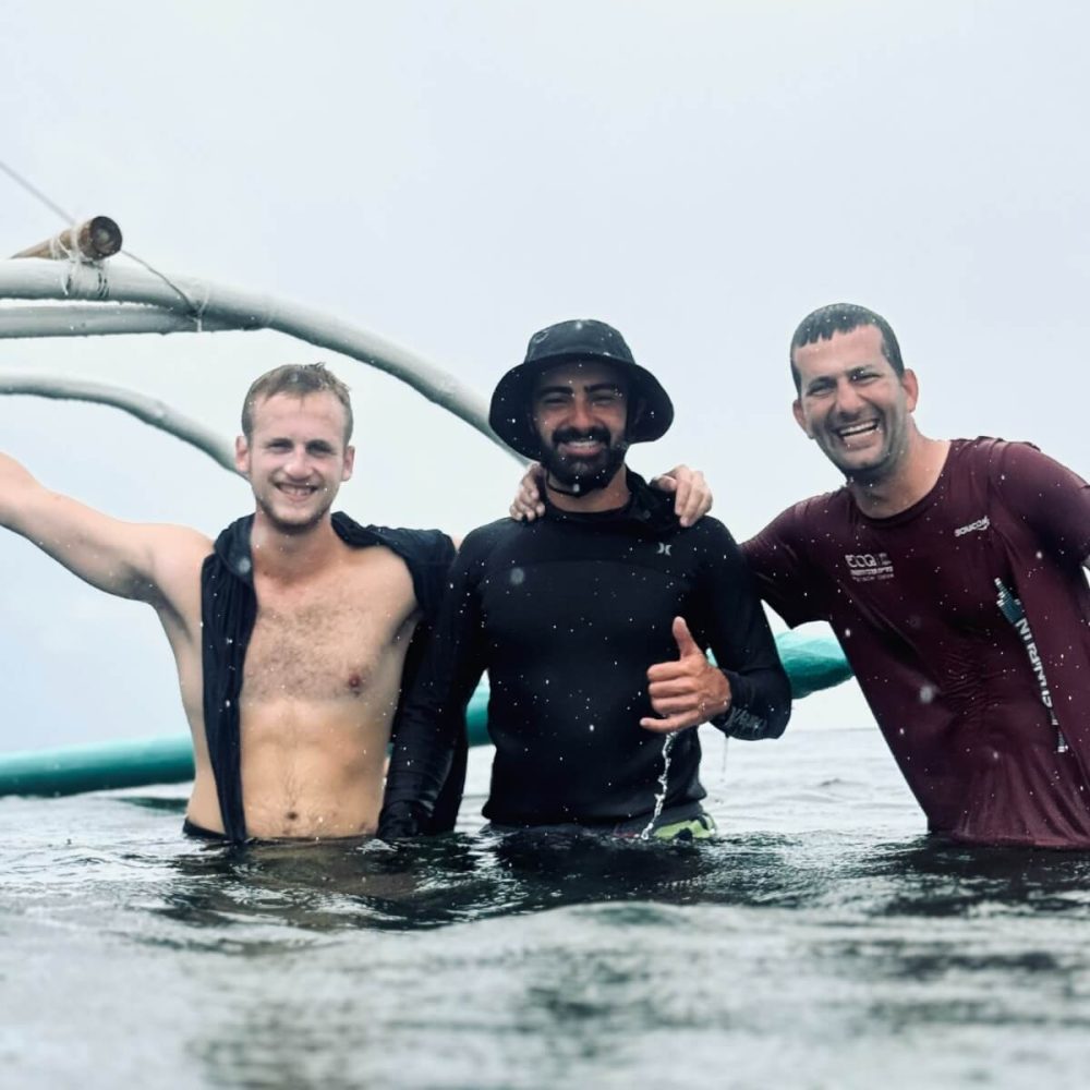 החזקים מתגלים בזכותכם (1)